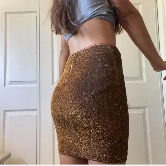 Windsor brown and gold shimmering skirt. Size Medium. - Picture 3 of 9